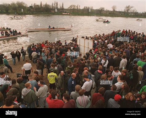 THE BOAT RACE Stock Photo - Alamy