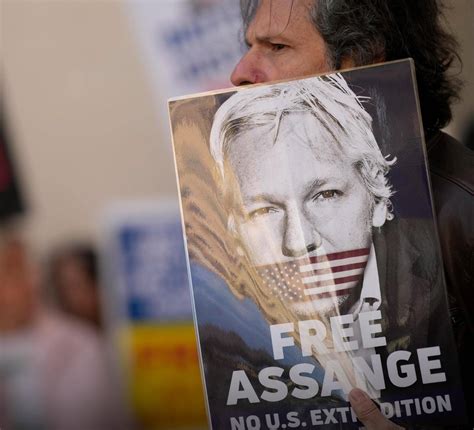 Judge Sends Assange Extradition Decision To Uk Government