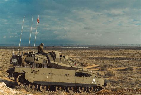 New Israeli-made Merkava Mk4 Barak tank used in guerrilla warfare - WAR ...