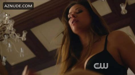 PEYTON LIST Nude AZNude