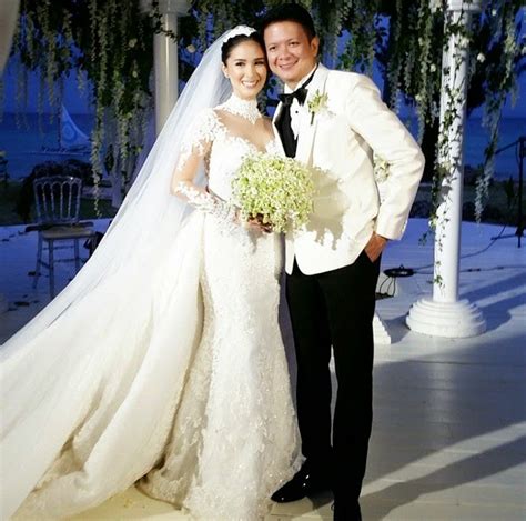 In Photos Chiz Escudero Marries Heart Evangelista In Balesin Wedding