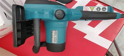 ELETTROSEGA MAKITA UC3020A | Melacca Metalli