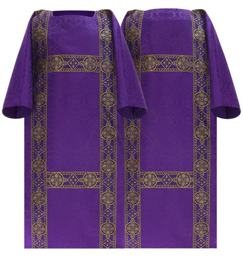 Set Of Dalmatics Set Df En Ars Sacra