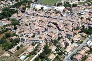 Le Village Mairie De La Calmette