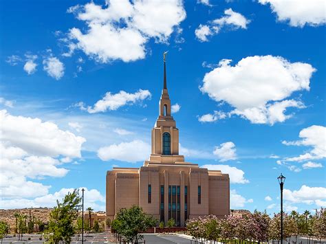 Red Cliffs Utah Temple | K. Bradley Washburn Art & Design