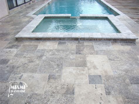 SILVER TRAVERTINE FRENCH PATTERN STONE MIAMI | Miami Travertine