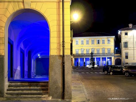 Bra Palazzo Garrone In Blu Per La Giornata Internazionale Della