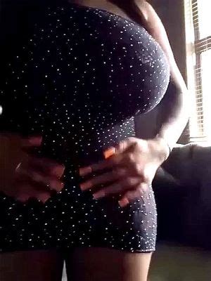 TiTsを視聴 Tits Ebony Big Tits Porn SpankBang