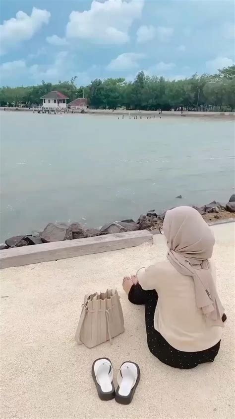 OOTD HIJAB BEACH STYLE Video Ootd Hijab Beach Style Ootd Hijab