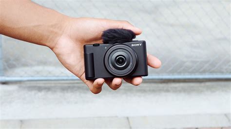 Sonys ZV 1F Vlogging Camera Has A Low Price And A Lot Fewer Features