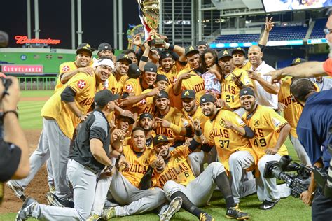 JMP_2399 - Latino Baseball