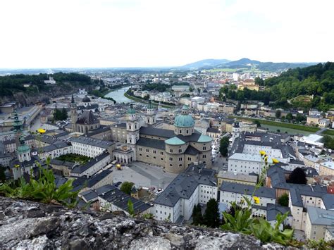 Salzburg old town - Travel Tyrol