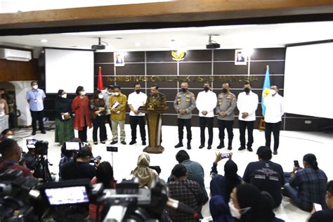 Komnas Ham Serahkan Laporan Penyelidikan Kasus Brigadir J Ke Polri