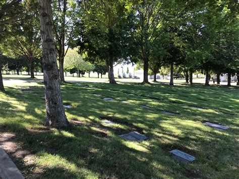 Lakeview Cemetery In Penticton British Columbia Find A Grave Cemetery