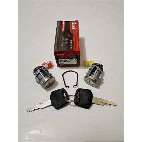 Jual DOOR KEY SET ANAK KUNCI PINTU L R TOYOTA DYNA 125HT RINO