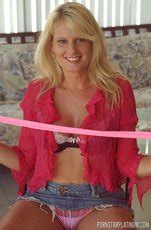 Bridgett Lee Slides A Big Sex Toy In Her Wet Twat Photos