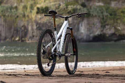 Test Mtb Probamos La Commencal T E M P O Ltd Mm Y Para