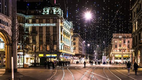 Lucy Christmas lights | Switzerland Tourism