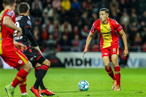 Sensationele Slotfase Bezorgt Go Ahead Eagles Punt Tegen Heerenveen