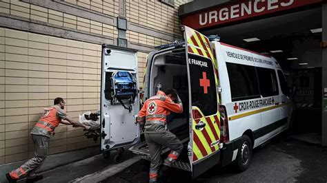 La police municipale de Paris en deuil après la mort dun collègue