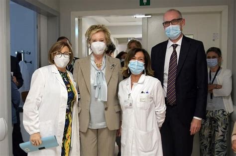 Letizia Moratti In Visita Allospedale Predabissi Di Vizzolo Grazie