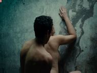 Naked Unknown In Una Noche