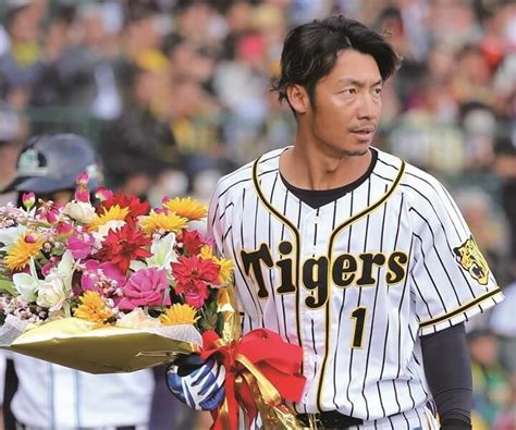 News＆ニュース 球団史上3人目の快挙 阪神・鳥谷が2000試合出場 野球コラム 週刊ベースボールonline