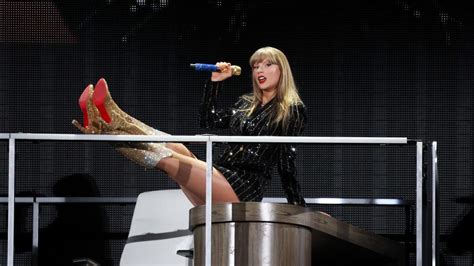 Will Taylor Swift Be at the Chiefs Game Tonight? Here’s What We Know!