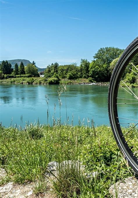 ViaRhôna au fil du Rhône à vélo en passant par les Montagnes du Jura