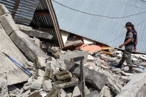 Indonesia Al Menos 55 Muertos Por Sismo En La Provincia Más Poblada Rcn Radio