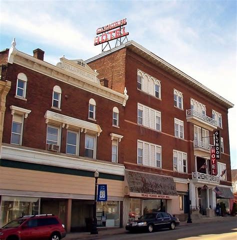 1892 Glyndon Hotel The Glyndon Hotel Is A Landmark In Rich Flickr