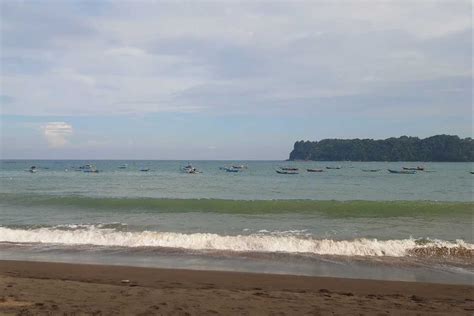 Pantai Tamban Berpotensi Jadi Bali Ke 2