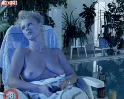Aniko Safar Nude Pics Page 1