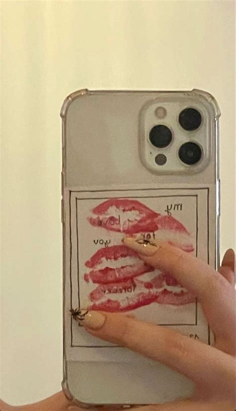 Pin by Fernanda Hernández on Hippie painting Diy phone case Collage