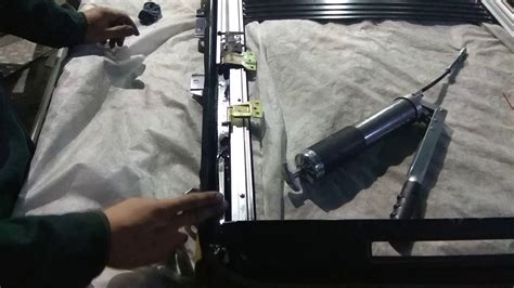 Вы даже не догадывались как это легко! Как смазать люк машины. - YouTube