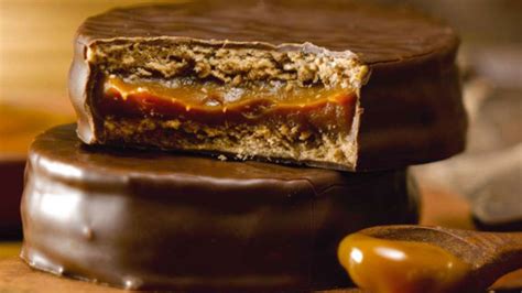 Alfajor De Doce De Leite Caseiro Simples E Delicioso Confira Tudo