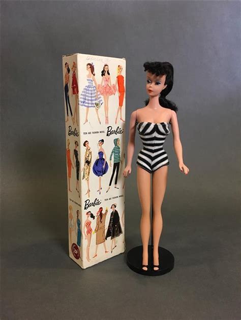 Lot Brunette Ponytail Barbie In Original Swimsuit And Box Comes With Wire Pedestal With