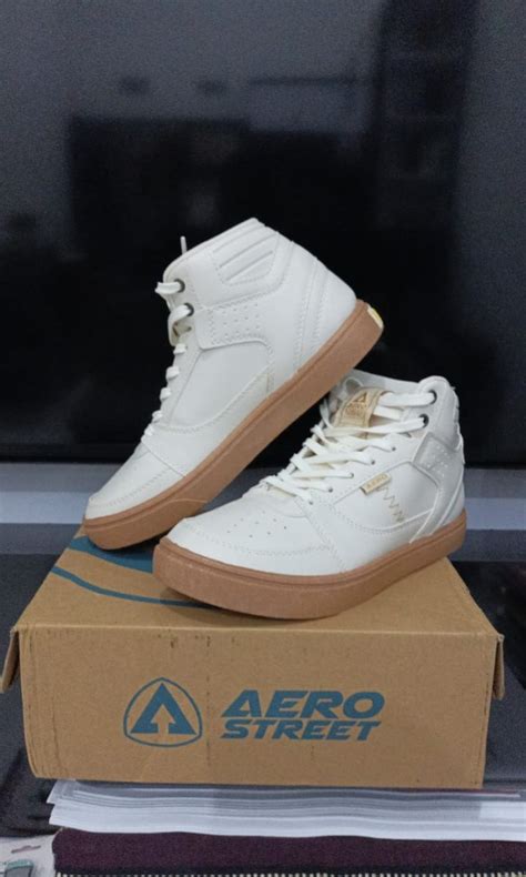 Aerostreet Hoop Barang Langka Fesyen Pria Sepatu Sneakers Di Carousell