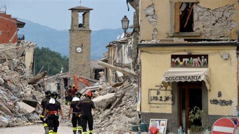 La ricostruzione che non cè tutti i ritardi a 7 anni dal terremoto