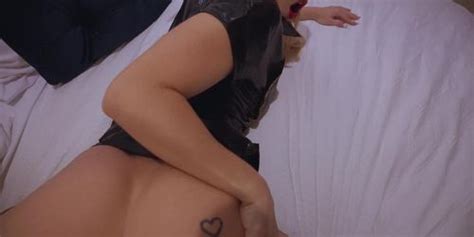 Only 4K Secret Crush4K Horny Flight Stewardess Cheats On Husband In 4K Scarlet Chase Tnaflix