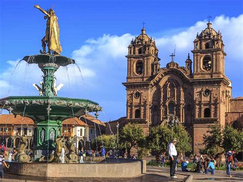 Mira Bus Panoramico Cusco