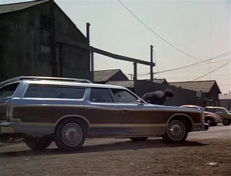 IMCDb Org 1975 Ford LTD Country Squire In Starsky And Hutch 1975 1979