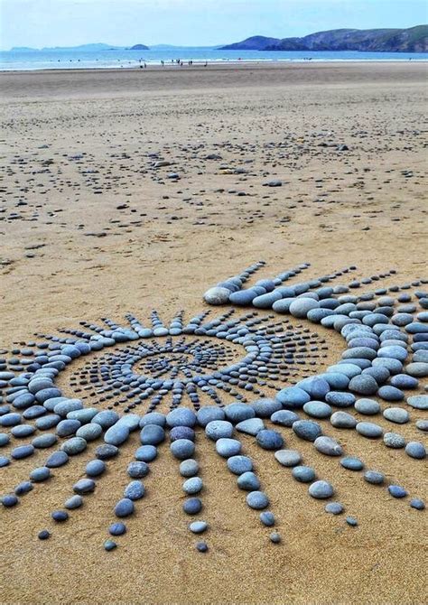 Beach Land Art: Stunning Stone Arrangement