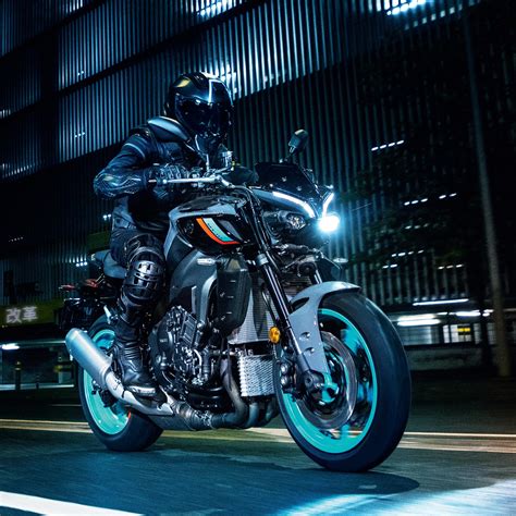 Yamaha Hyper Naked By Yamaha Motor Fr Issuu