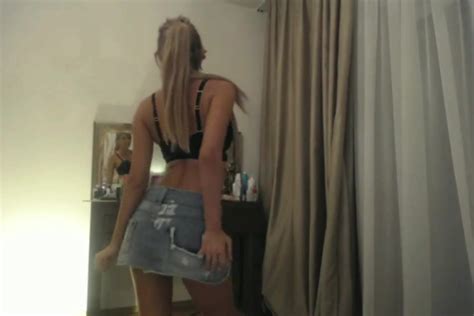 Booty Admiring Porn Video Nebyda