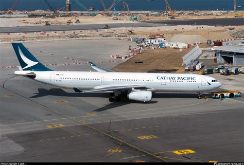 B LAZ Cathay Pacific Airbus A330 343 Photo By Jack Li ID 1607480