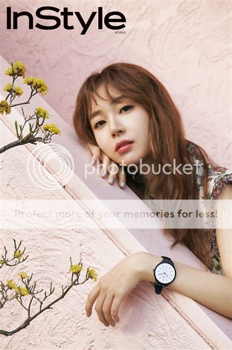 Baek Jin Hee For May Instyle Couch Kimchi