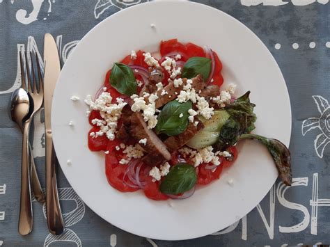 Tomaten Carpaccio mit Feta und Nackensteaks Martins Küchenschlacht