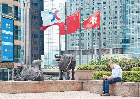 東方日報b1：港股五窮咒靠內地泵水解救 望升上18200｜即時新聞｜產經｜on Cc東網