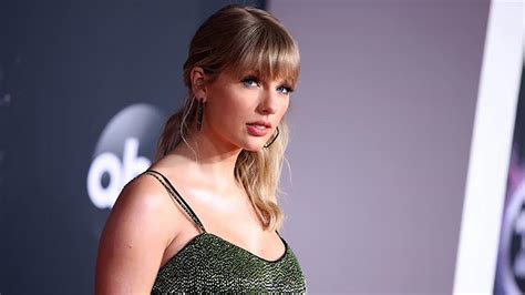 Brit Awards 2021 Taylor Swift To Become The First Female Winner Of